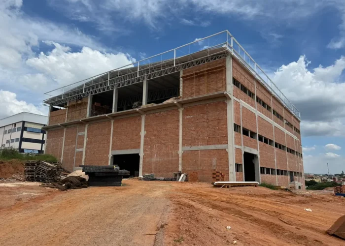 cobertura-galpao-2400m2-04